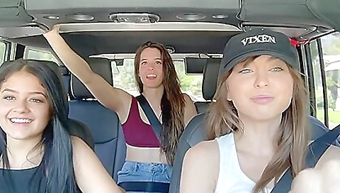 Masive blowjob from my husbando