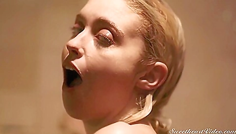 Hot milf gets fucked by a youngermigad soaps