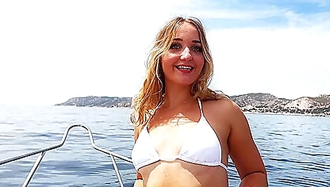 Shemal doorwayring a dildo with participants ink